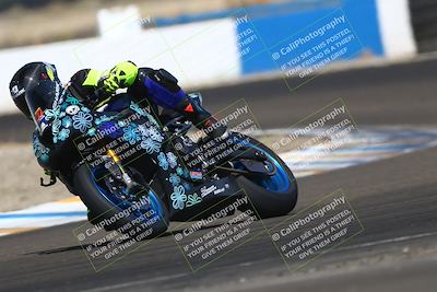 media/Sep-20-2025-TrackDaz (Sat) [[27f0cde673]]/A Group/12pm (Turn 1)/